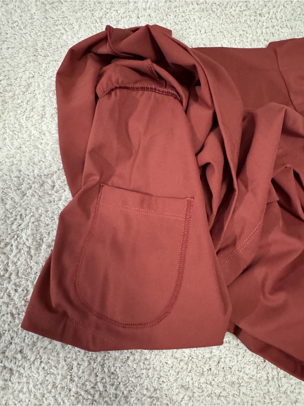 Halara SoftlyZero Airy 2-in-1 Flowy Yoga Shorts 5" Long Winterberry Rust M - Picture 10 of 13